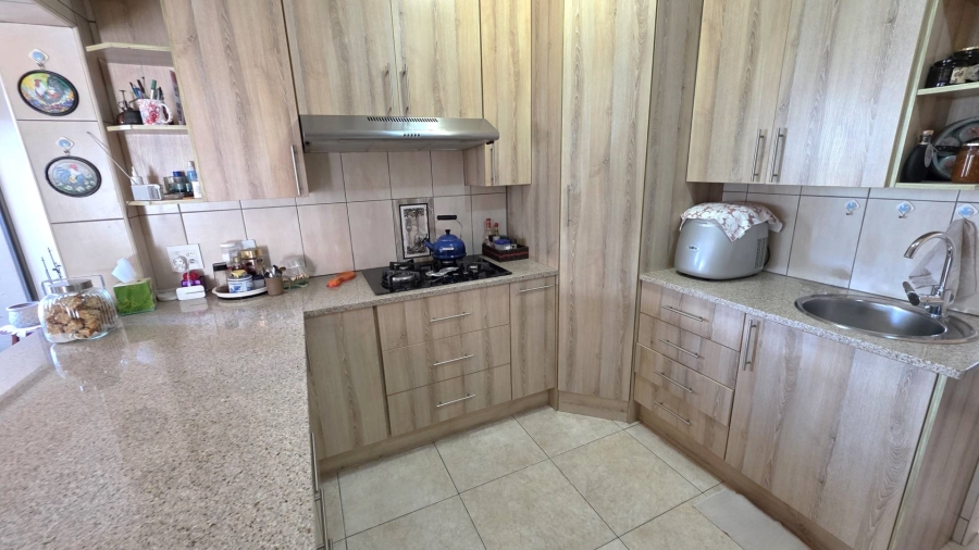 4 Bedroom Property for Sale in Leloko North West